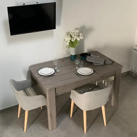 Apartmán Au Calme Proche Chateau De Launac, Animaparc *